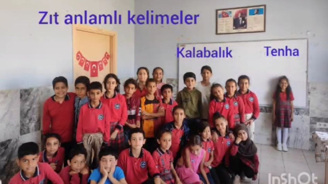 Okulumuz 4-A şubesi tarafından 'Zıt Anlamlı Kelimeler' canlandırma yoluyla aktarıldı.